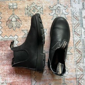 Men’s Blundstone Original 510 Leather Chelsea Boot in Black